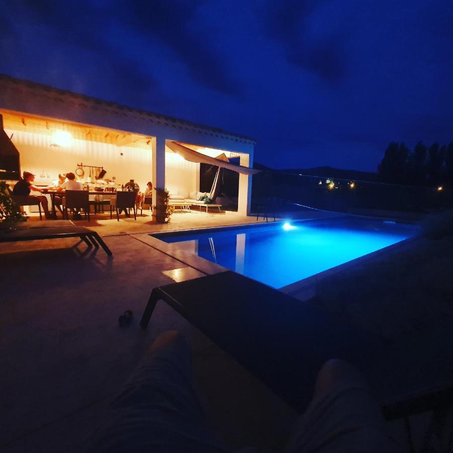 Villa Mont Ventoux: Luxury Retreat with Private Pool and Provençal Views Malaucene Exterior photo