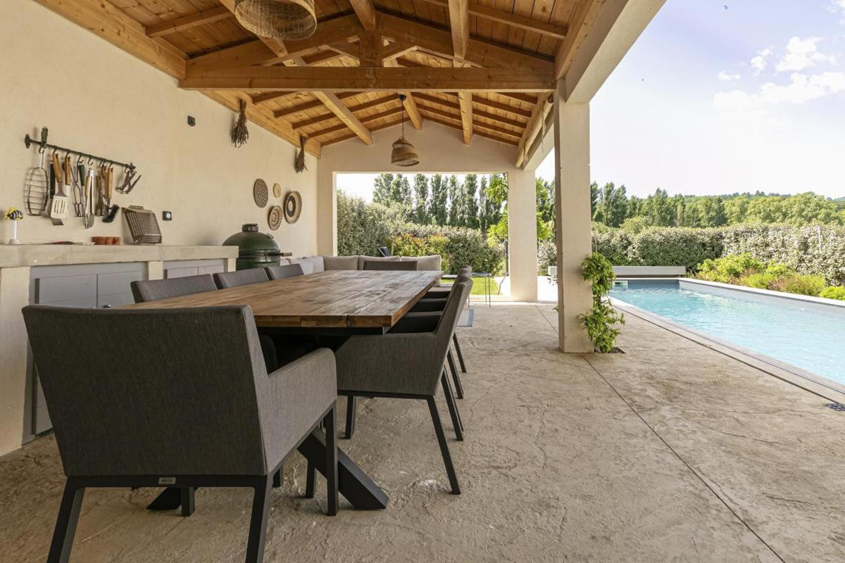 Villa Mont Ventoux: Luxury Retreat with Private Pool and Provençal Views Malaucene Exterior photo
